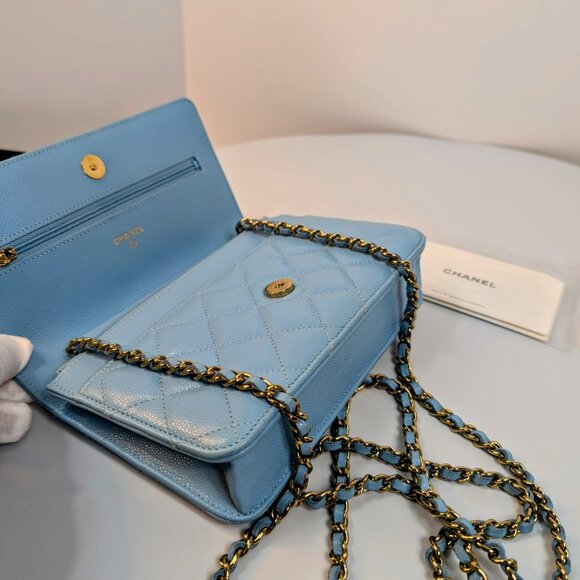 Chanel Blue Caviar Wallet on Chain (WOC) - Picture 6 of 16